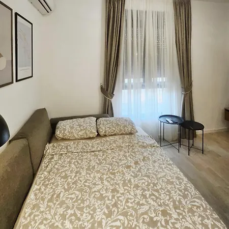 Posh With Free Private Parking Lejlighed Podgorica